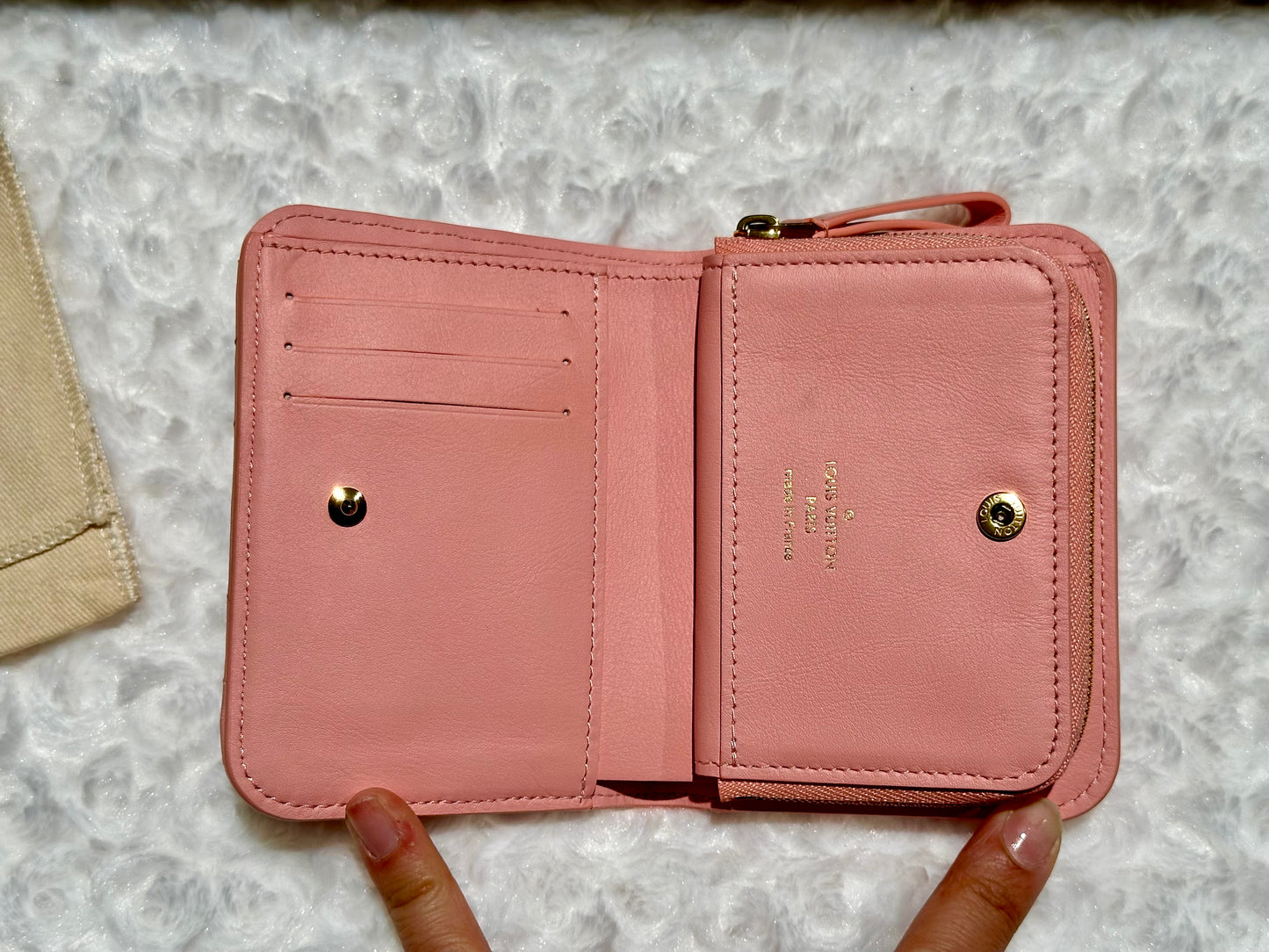New Wave Love Lock Compact Wallet