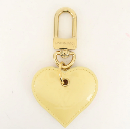 Louis Vuitton Vernis Charm Porte Cles Lovelock